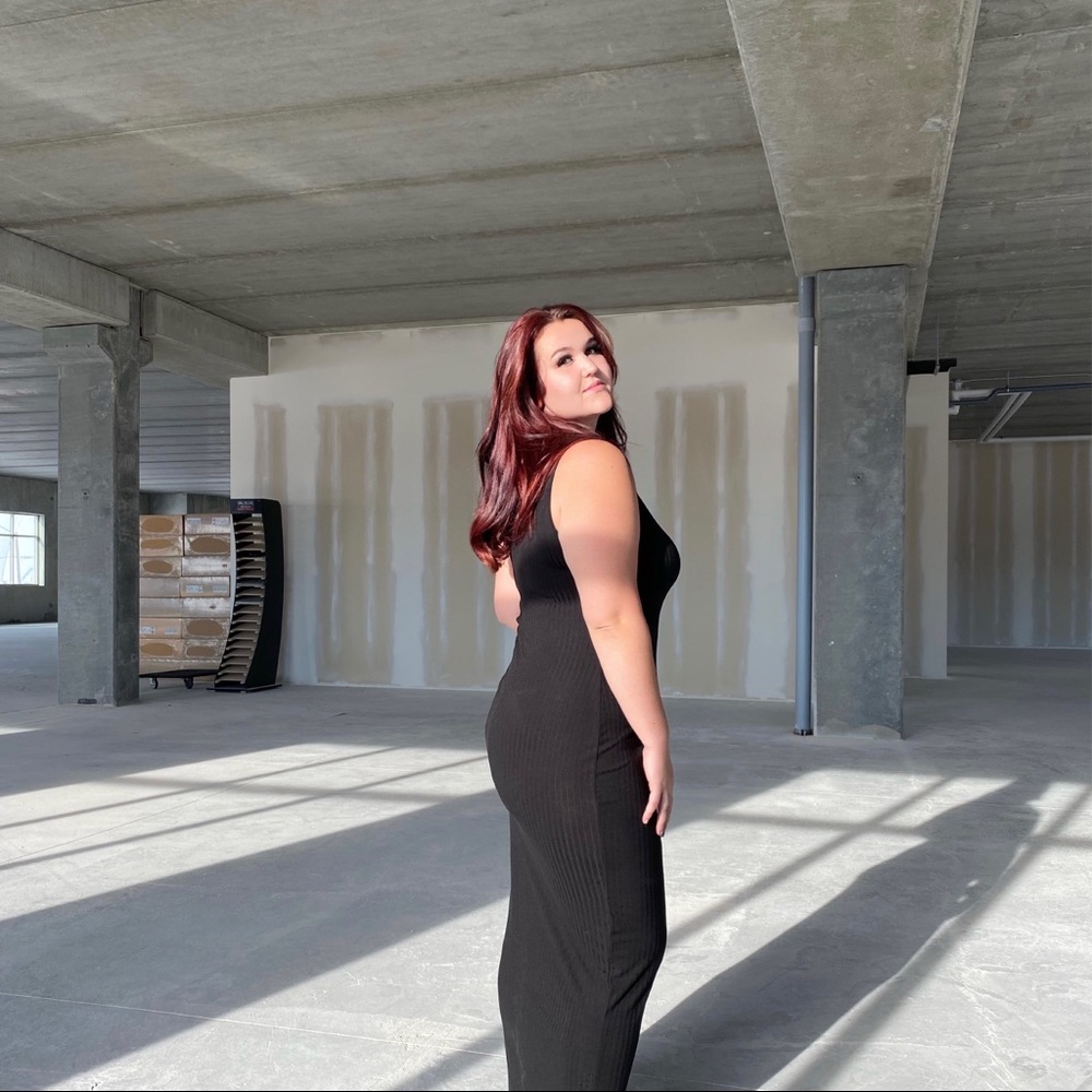 Plus size black dress